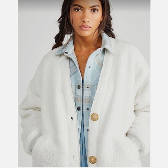 Free People Jackets & Blazers - Free People Boyfriend Cardigan Oversized Reversible Jacket Fleece White Grey XS